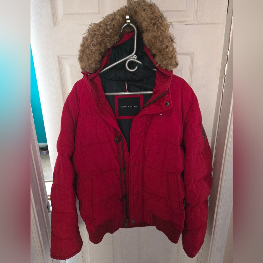 TOMMY HILFIGER FAUX FUR HOODED WINTER JACKET